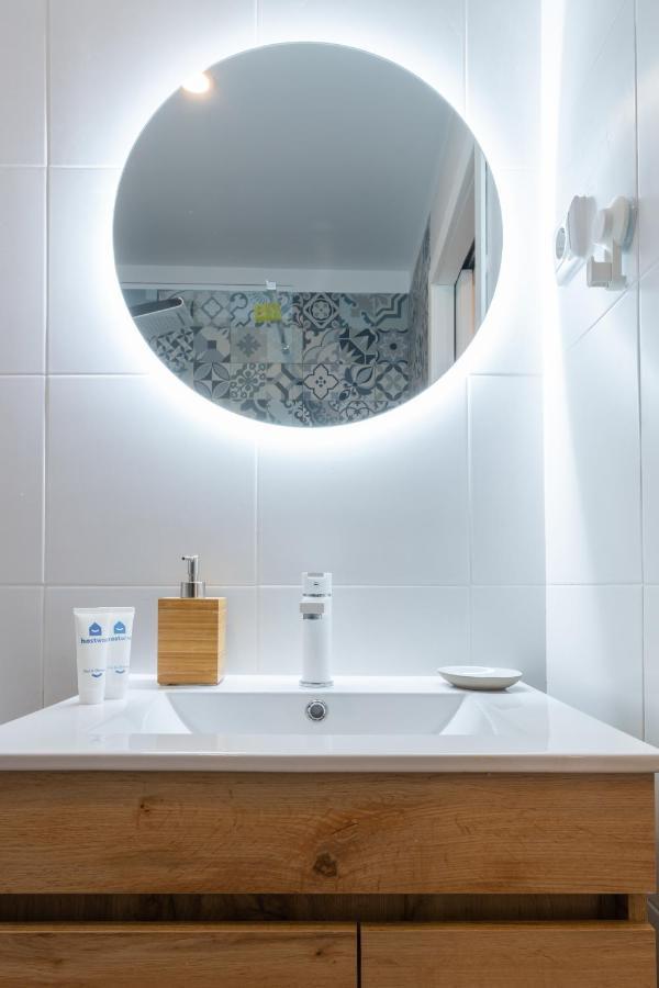 Host Wise - Fantastic Contemporary Flat W Balcony Appartement Porto Buitenkant foto