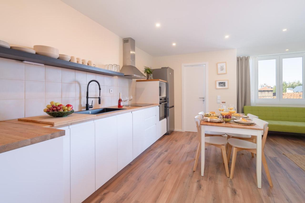 Host Wise - Fantastic Contemporary Flat W Balcony Appartement Porto Buitenkant foto